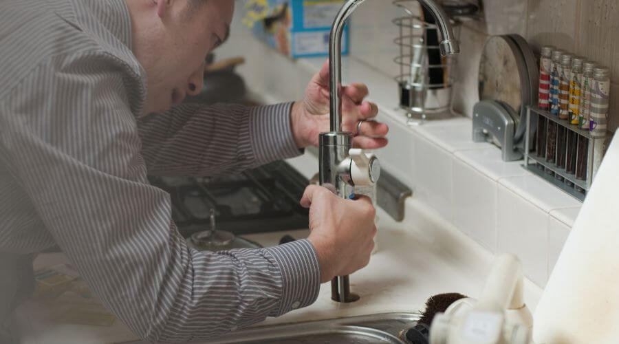 Professional sink repair in Visalia, CA